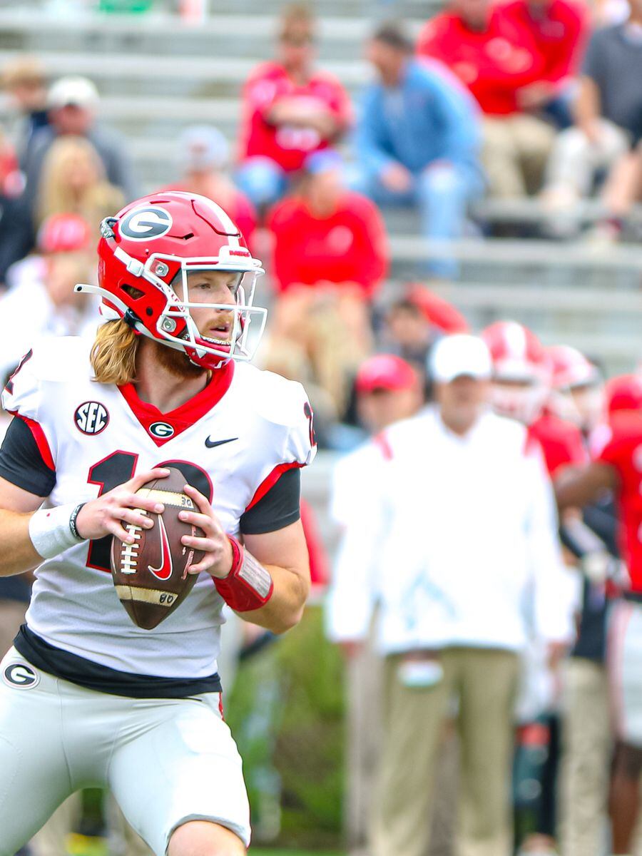 Georgia's Brock Vandagriff will stay with Bulldogs for 2023 season