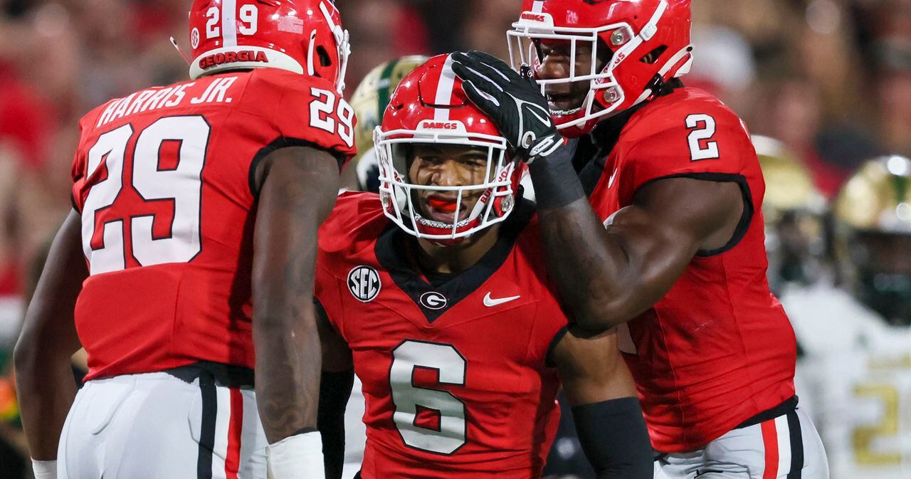 Georgia Bulldogs move up to No. 2 in both polls