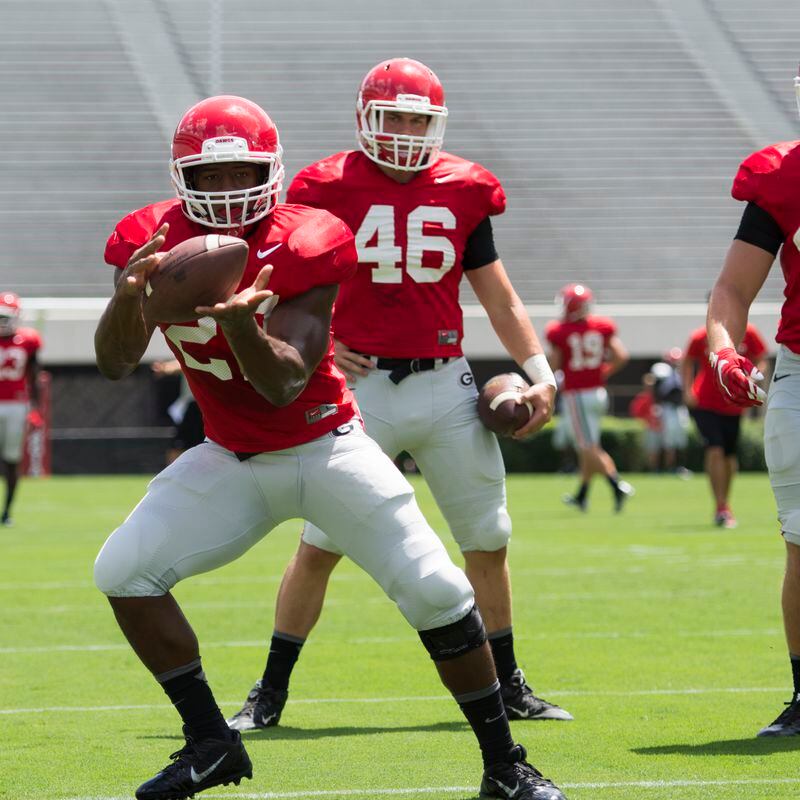 WATCH: Nick Chubb squats crazy 610 pounds at Georgia high school - On3