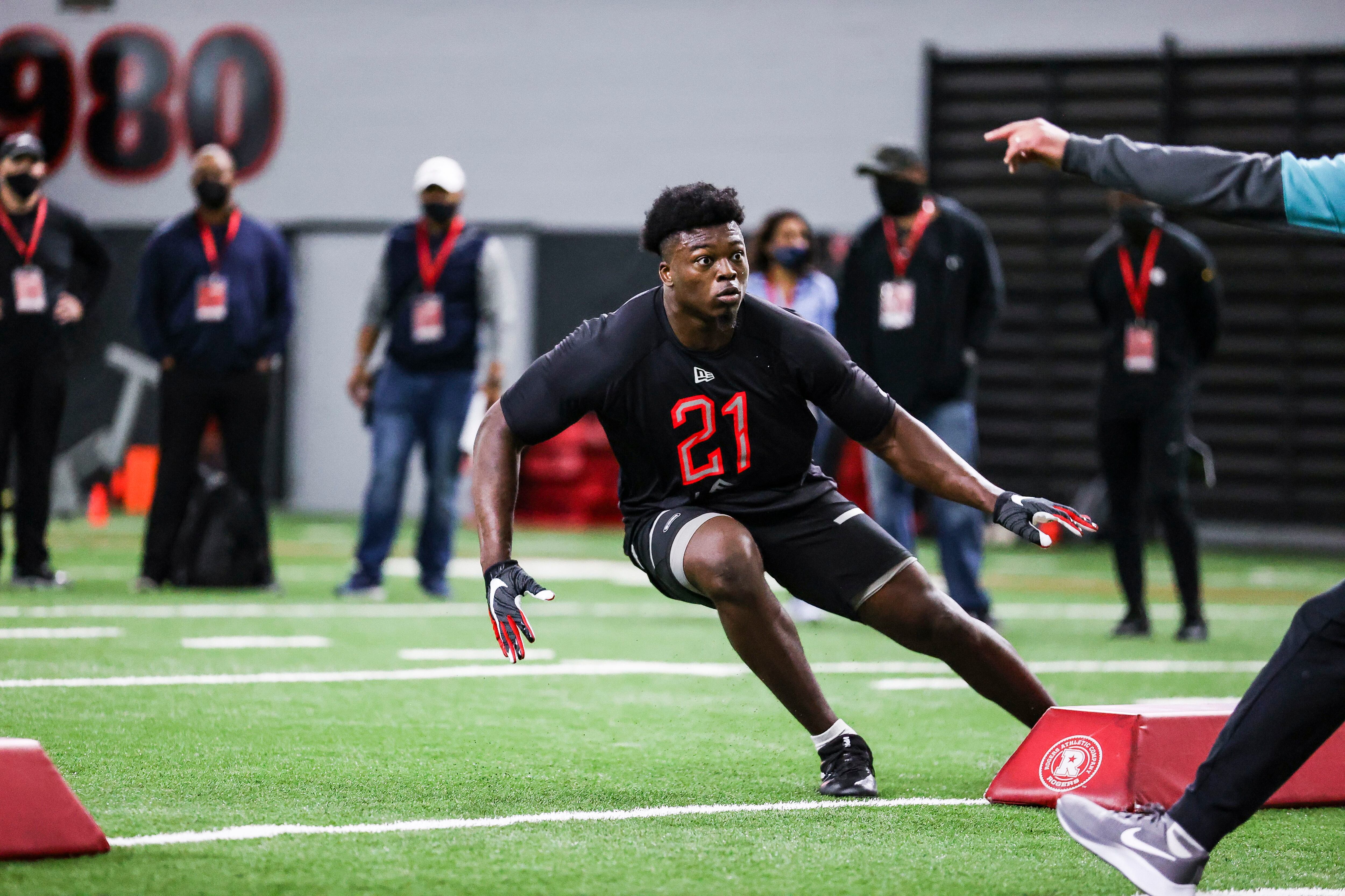 NFL Draft best available players for Day 2: Azeez Ojulari