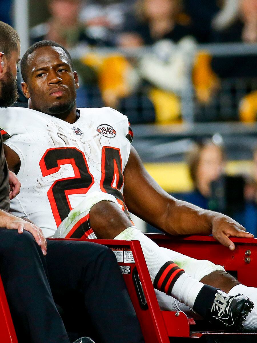 Nick Chubb suffers another severe knee injury, likely ending the