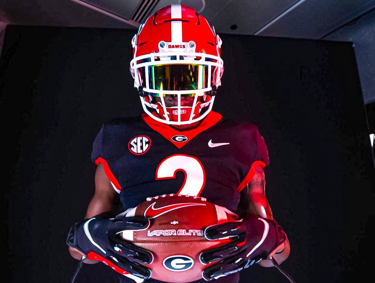 Georgia football recruiting: 4-star '23 WR flips from Gators to UGA