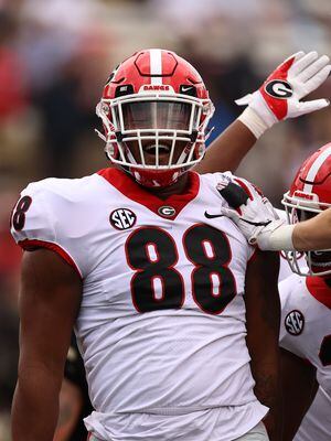 Jordan Davis bull-rushes his way through Eagles O-line like it's Vanderbilt