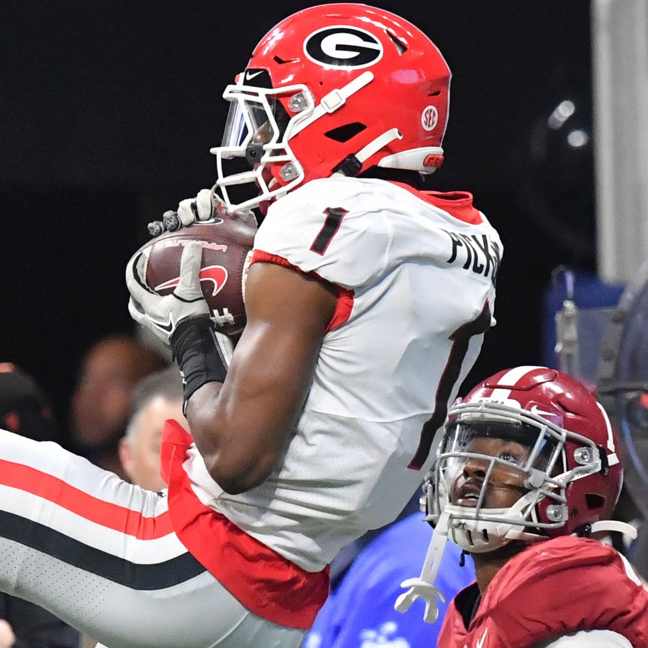 Georgia wide receiver Mecole Hardman Jr. carries on family