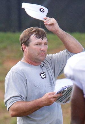 Kirby Smart doesn't close the door on all-white uniforms but says 'it's not  imminent'