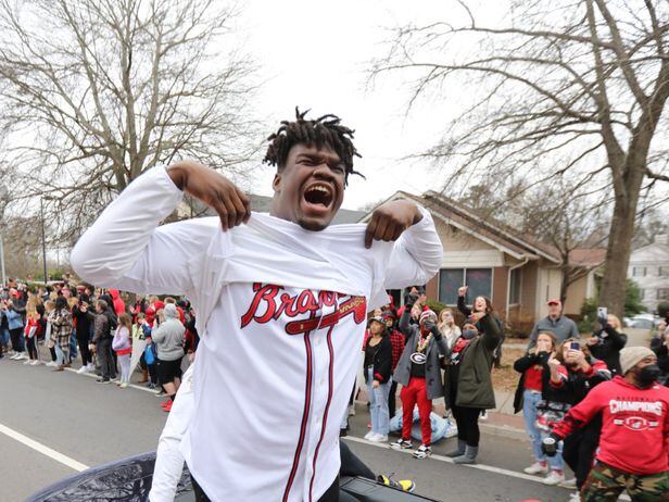 Jordan Davis Braves jersey tribute at UGA championship ceremony