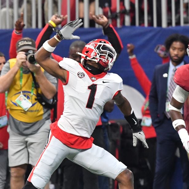 George Pickens, Carson Beck put on passing show at Georgia's Pro Day