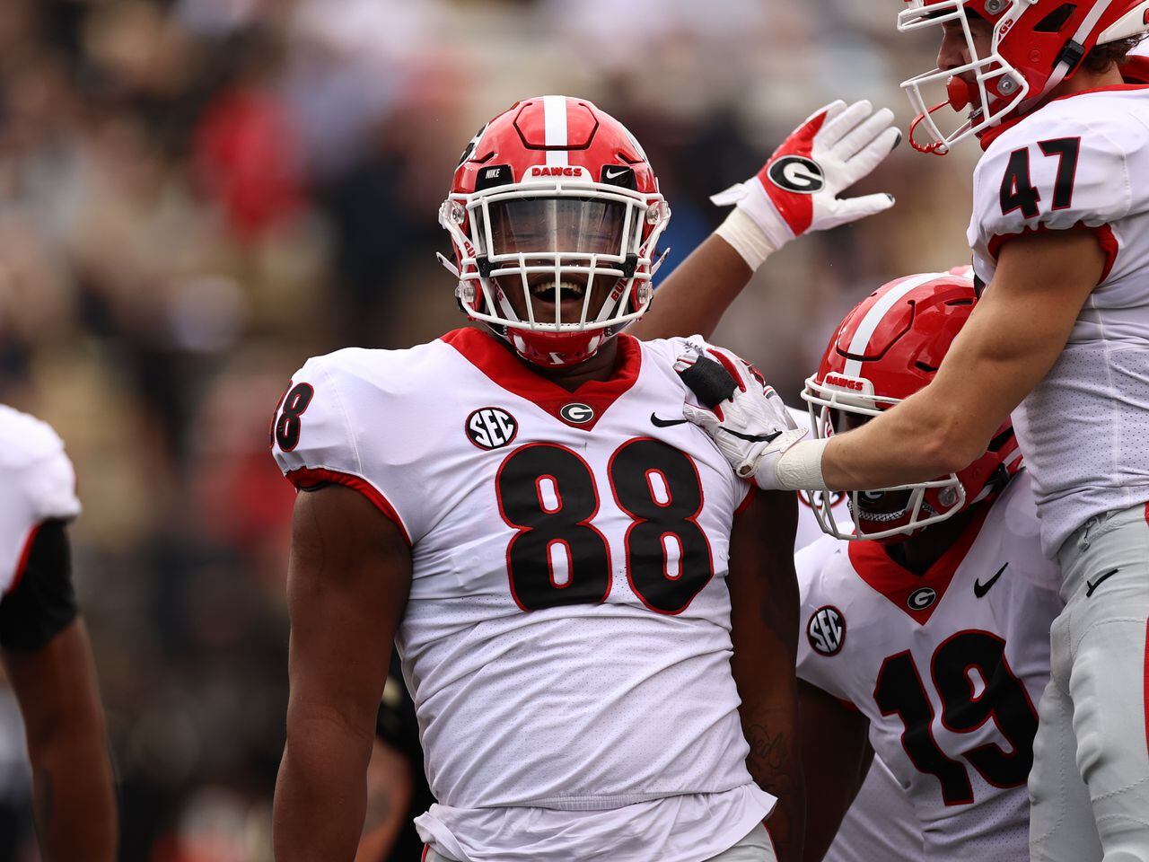 Daniels plays quarter as No. 2 Georgia dominates Vandy 62-0