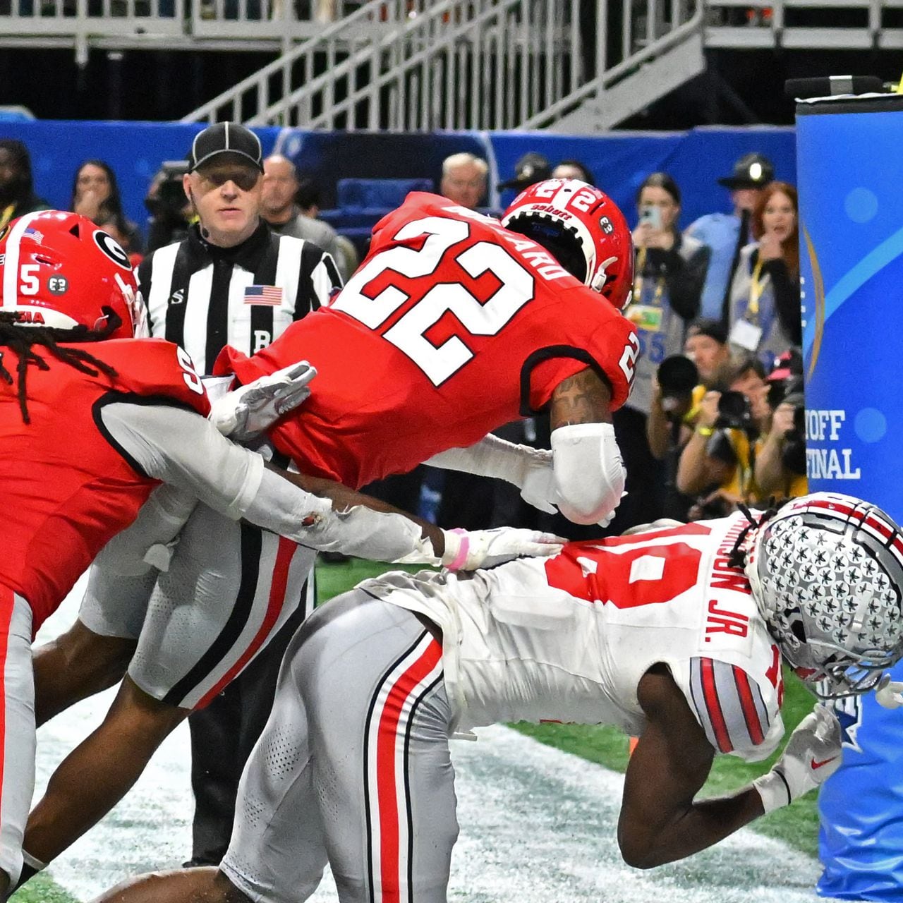 Marvin Harrison Jr. crushed by Georgia defender in the end zone - ESPN Video