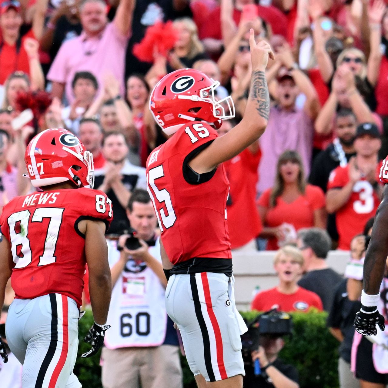 Georgia Bulldogs move up to No. 2 in both polls