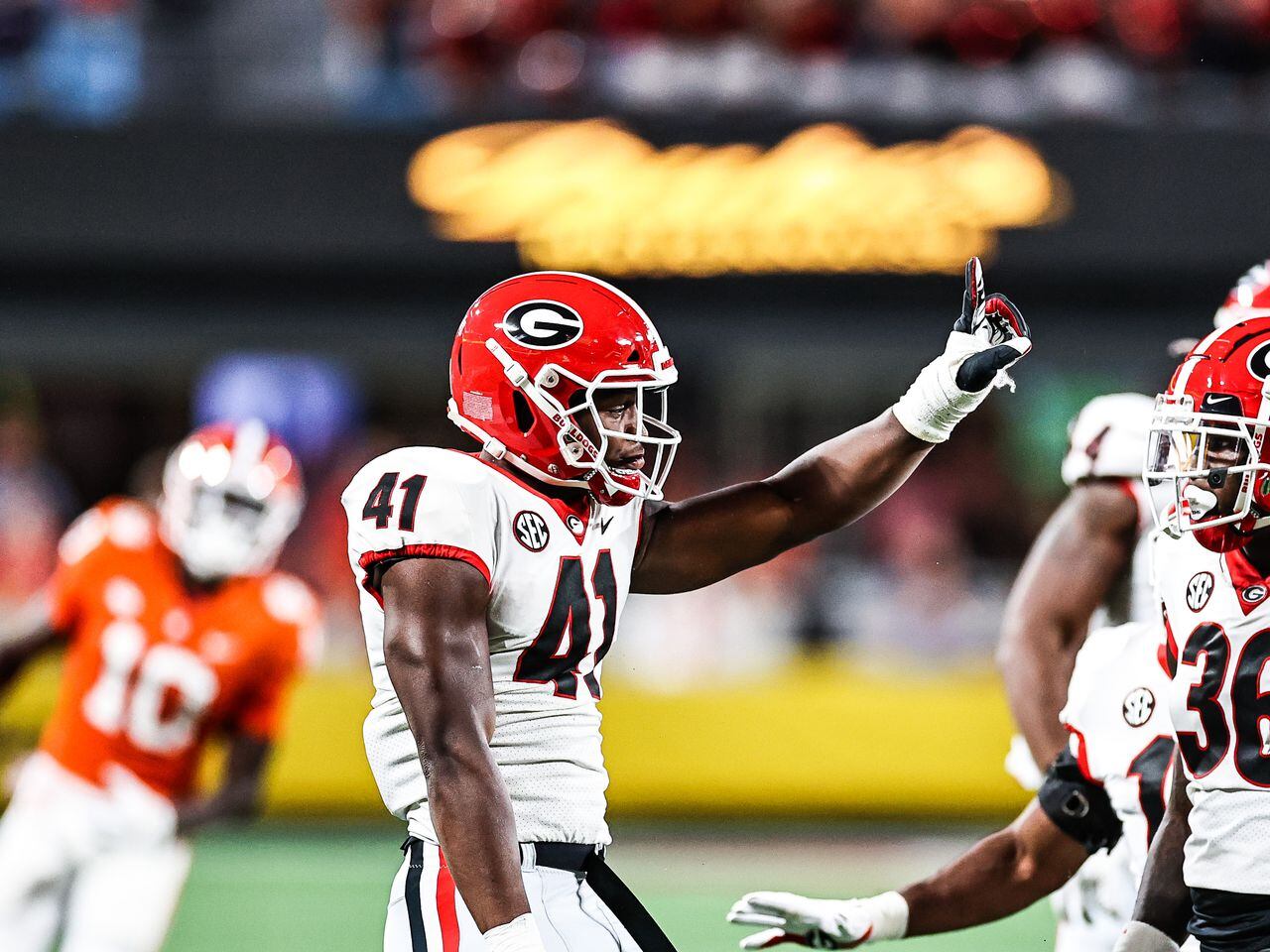 Miami Dolphins NFL Draft Grades 2022: Georgia LB Channing Tindall heads to  Miami