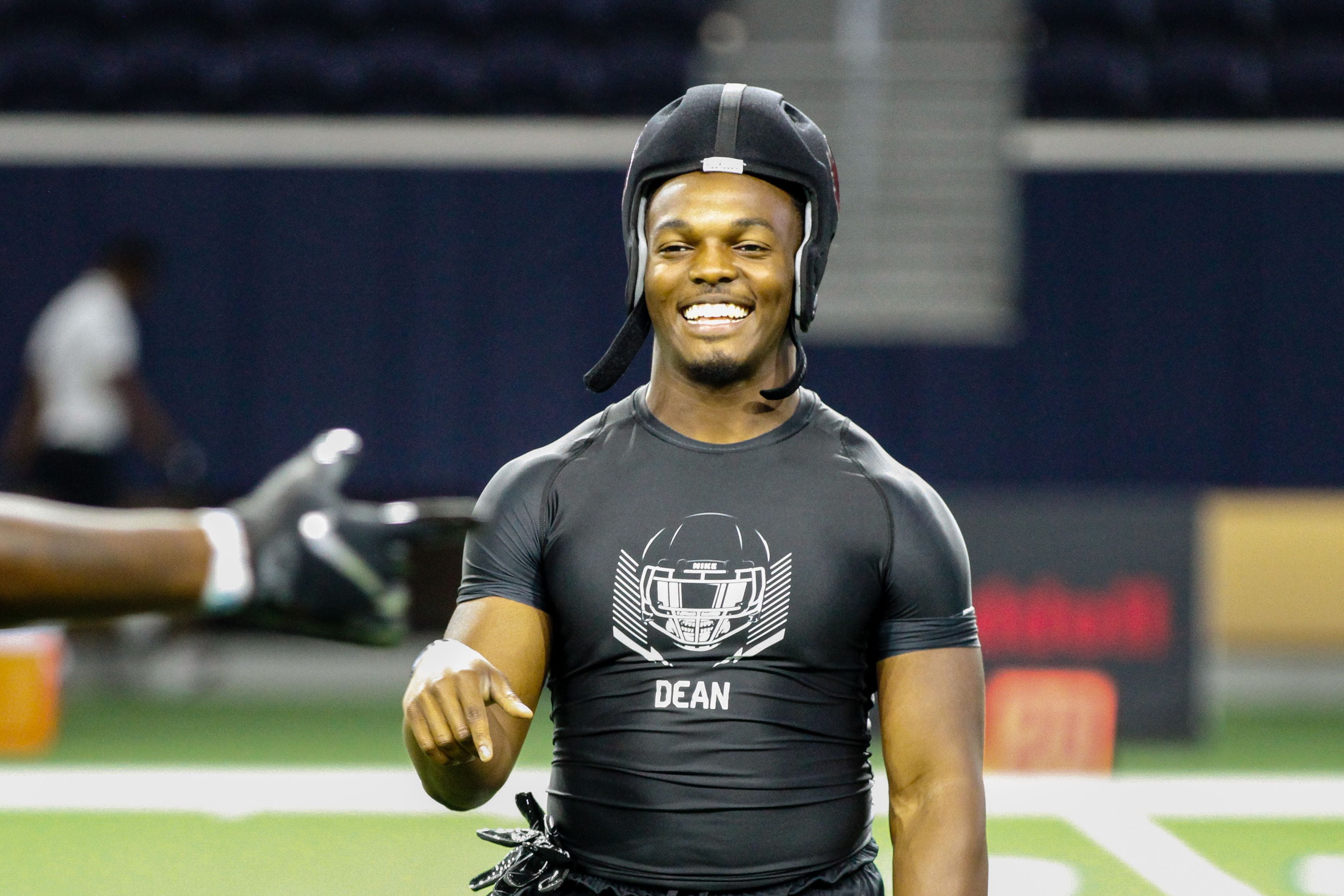 5-star LB Nakobe Dean “loves” UGA but still plans officials to Auburn, FSU  and LSU