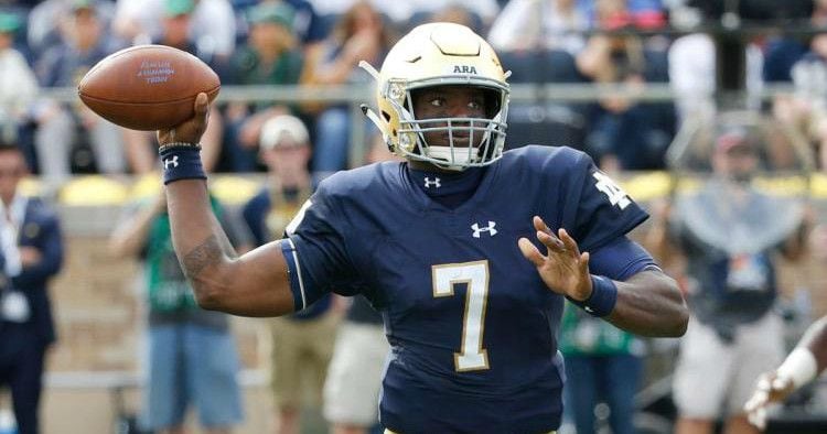 Notre Dame football QB Brandon Wimbush weighing transfer options