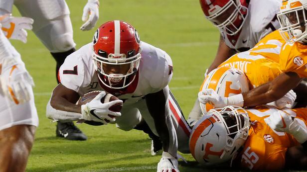 UGA greats Andrew Thomas, Tae Crowder receive Giants jersey numbers