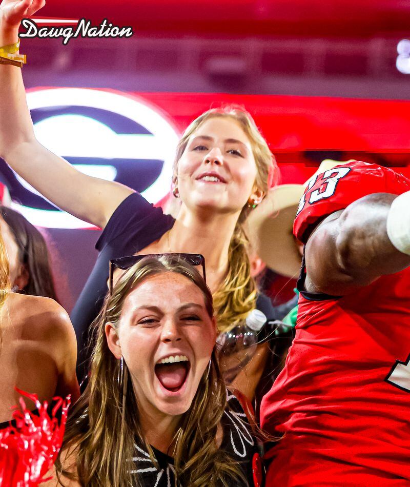 Mount Zion woman part of Tampa Bay Buccaneers cheerleading squad