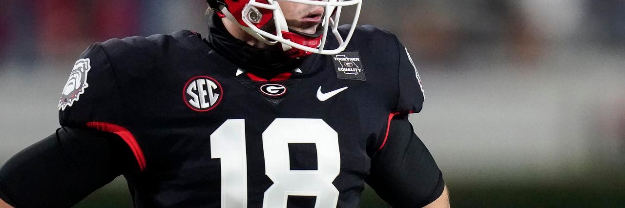 PFF analyst down on JT Daniels, ranks Georgia quarterback 23rd in nation,  6th in SEC