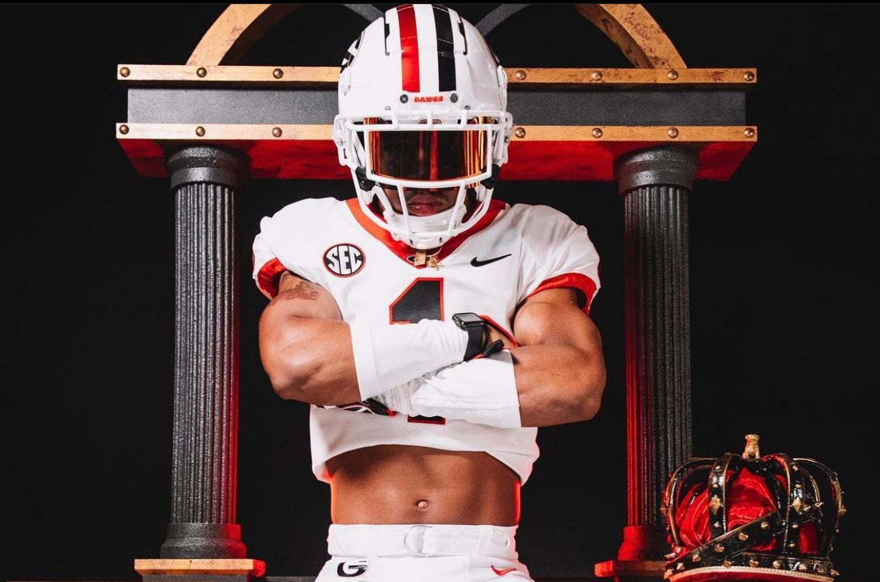 Kirby Smart doesn't close the door on all-white uniforms but says 'it's not  imminent'