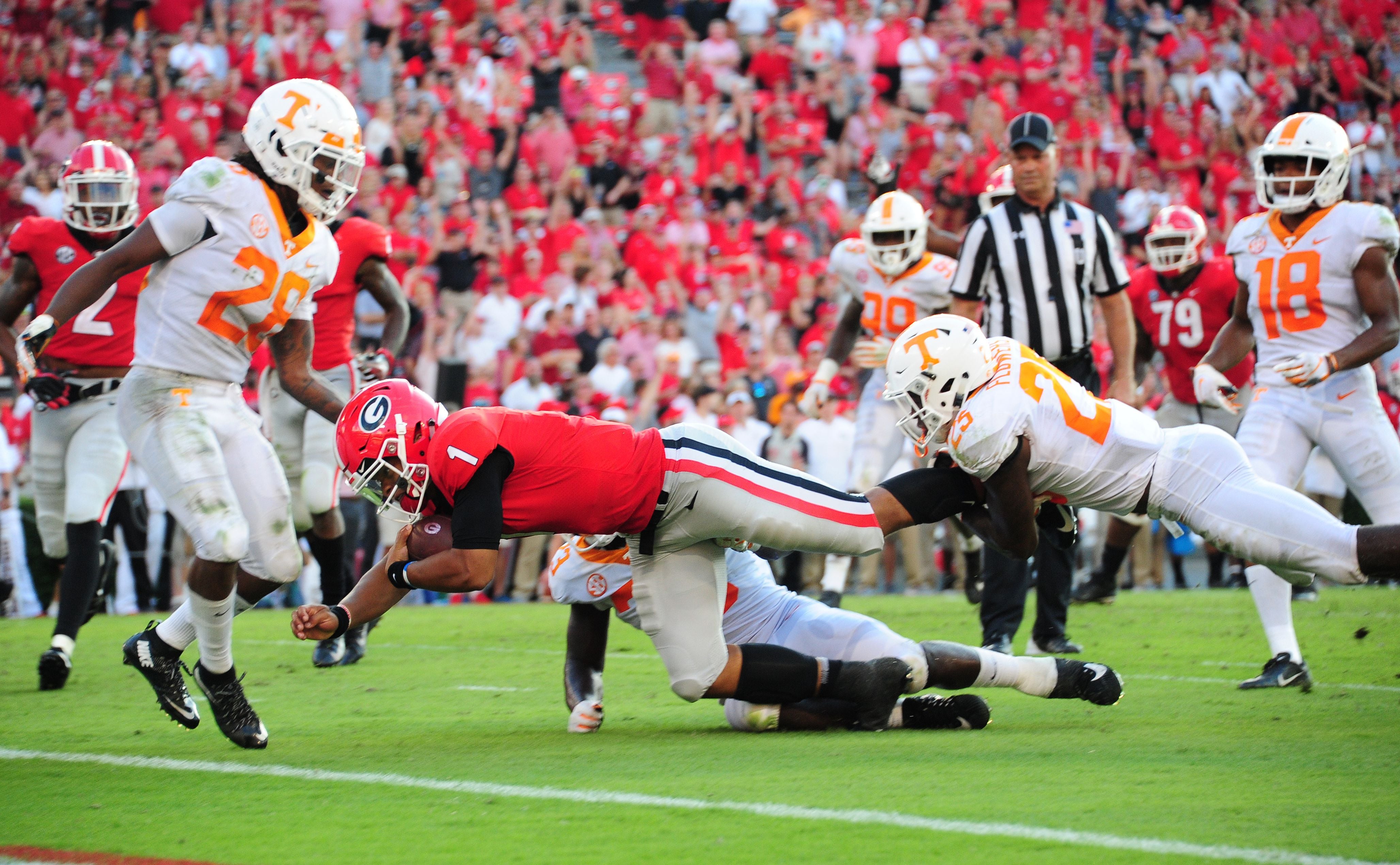 CBS Sports questions point spread in Gators-Vols matchup