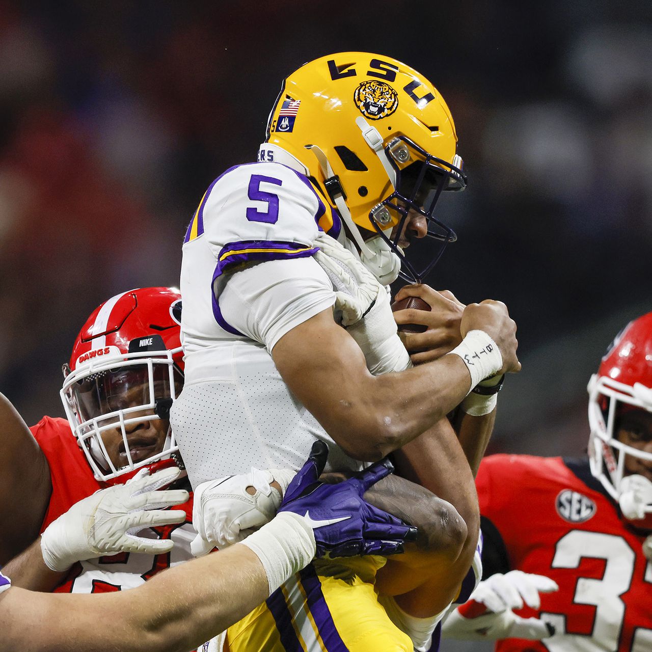 LSU quarterback Jayden Daniels recounts viral Jalen Carter sack from SEC  championship game 