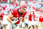 Brock Bowers gets the cold shoulder from Mackey Award