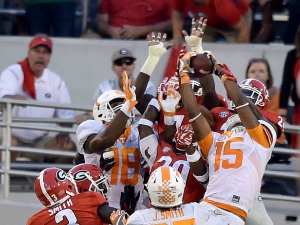 Jauan Jennings back at UT Football