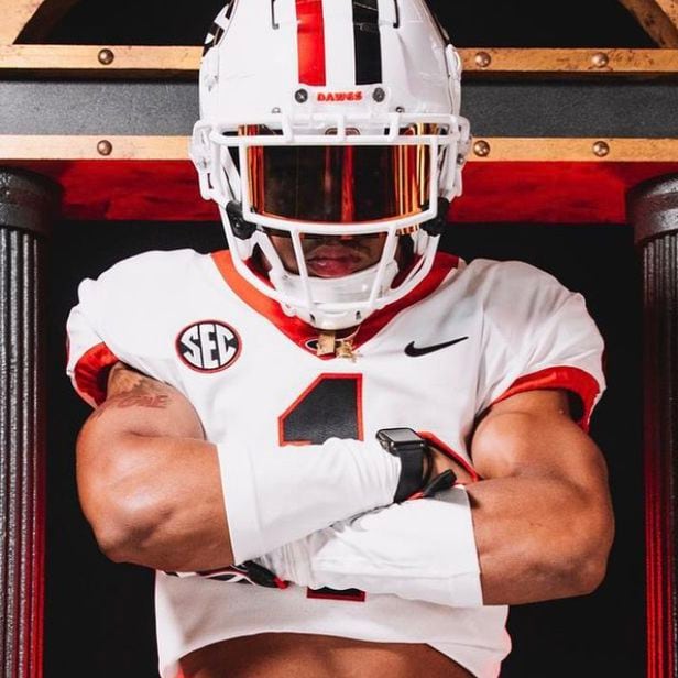 White helmets top 'clean' look, Georgia QB legend and elite