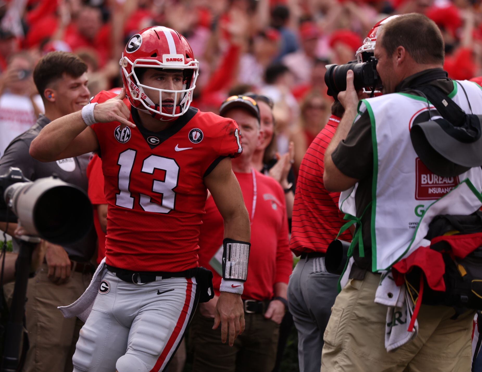 Titans center interrupts College GameDay, yells for Georgia football