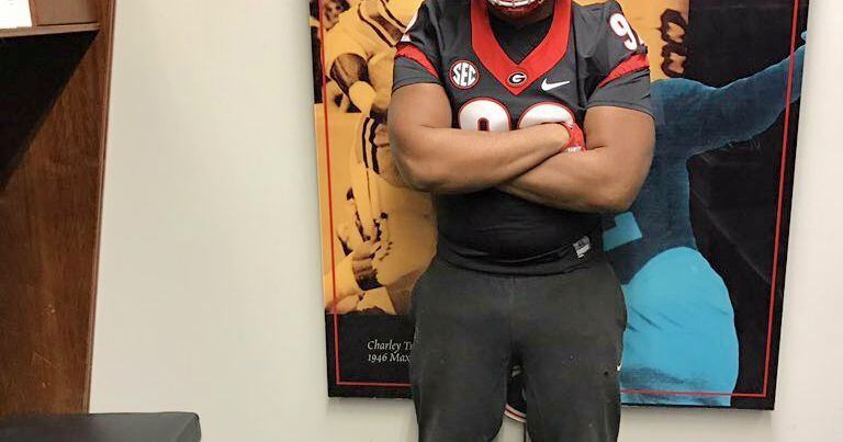 JUCO DL Larrell Murchison discusses Ole Miss commitment - RebelGrove