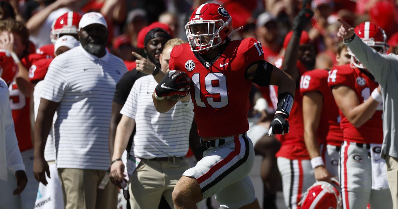 Georgia Football Brock Bowers Feel The Bowers Shirt