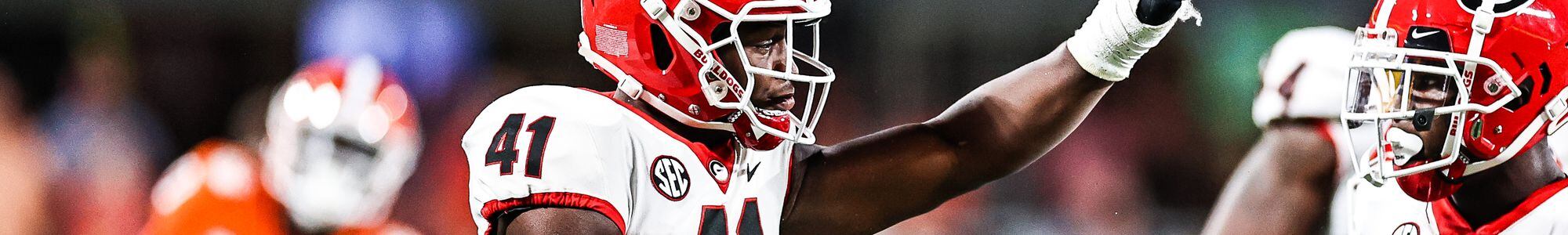 Dolphins Draft 2022: Miami picks Georgia linebacker Channing Tindall - The  Phinsider