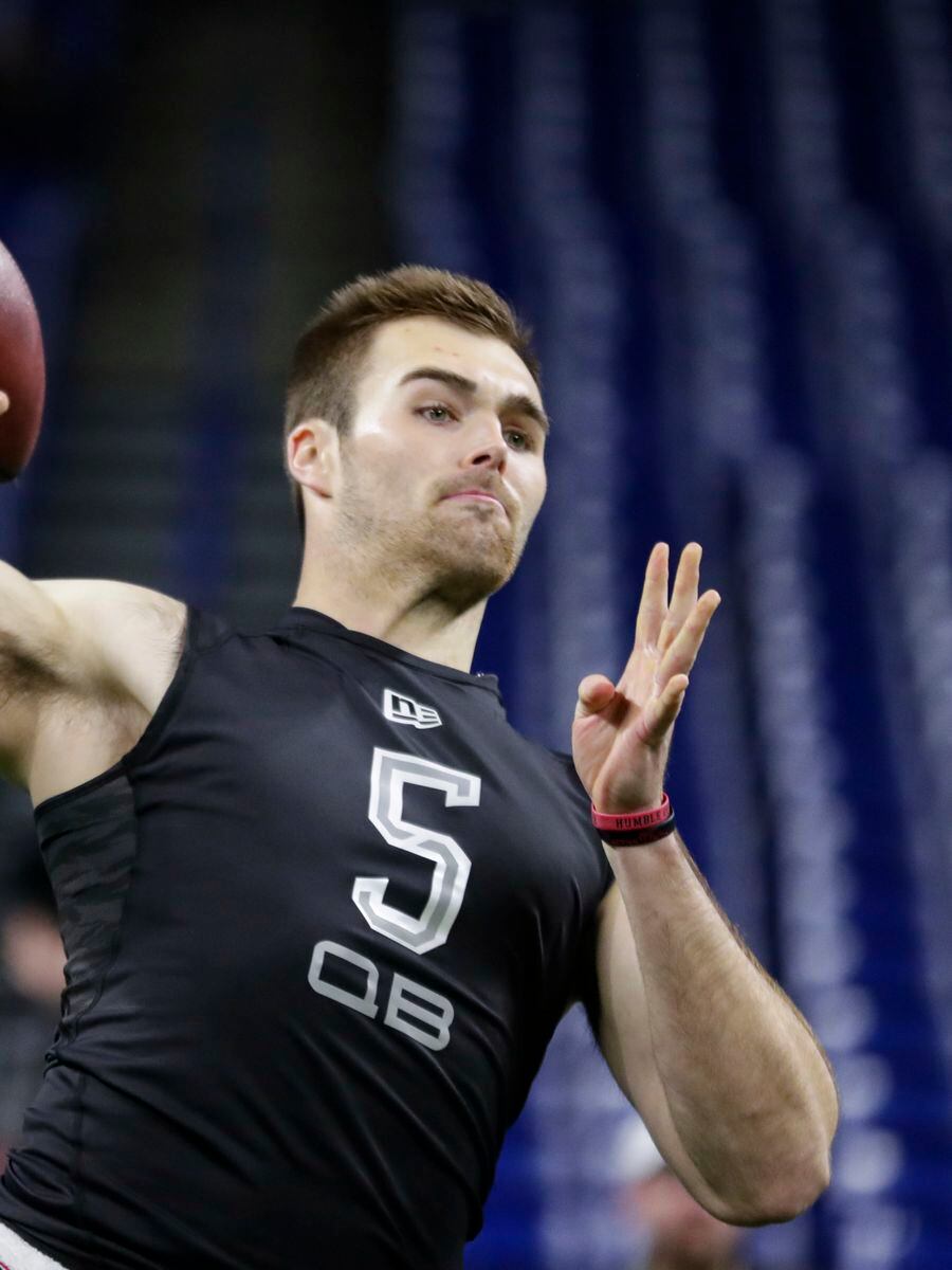 Combine QB Workout Results: Justin Herbert impresses, both passing