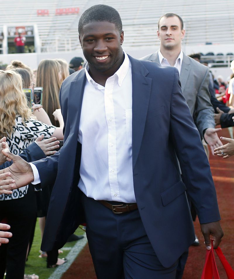 Radi Nabulsi on Twitter: #UGA's Roquan Smith has been named one of five  finalists for the 2017 Bronko Nagurski Trophy, given annually to the  nation's top defensive player.  / Twitter