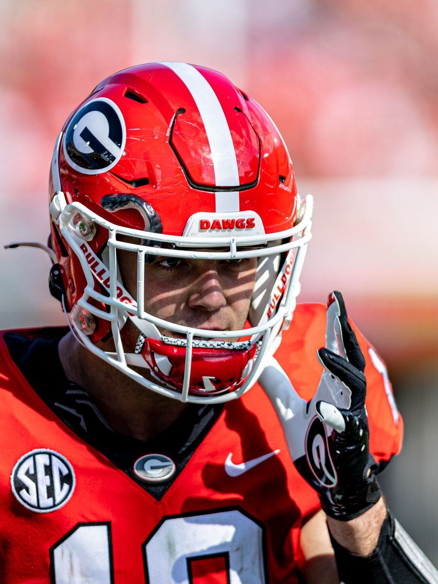 Brock Bowers praises Georgia quarterbacks during spring game 