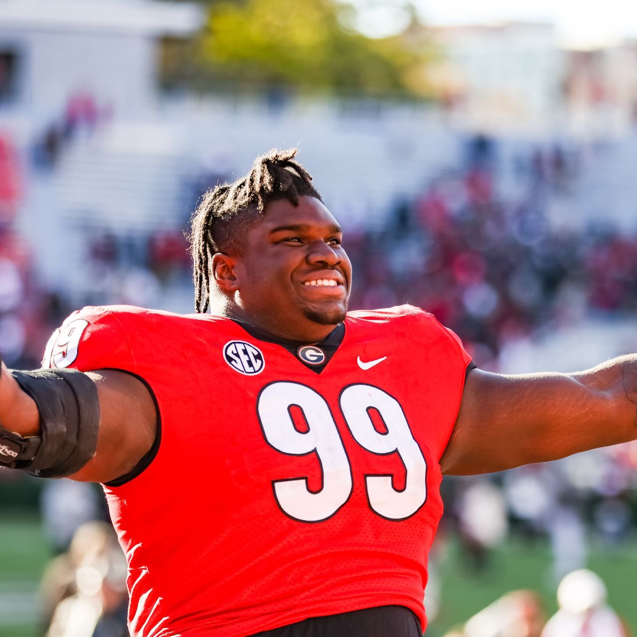 OMG: Is UGA DL Jordan Davis the biggest FREAKAZOID EVER?!