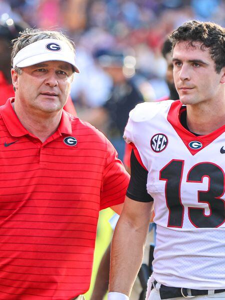 Georgia QB Stetson Bennett bandwagon filling up, college football legend  Tim Tebow on board – WGAU