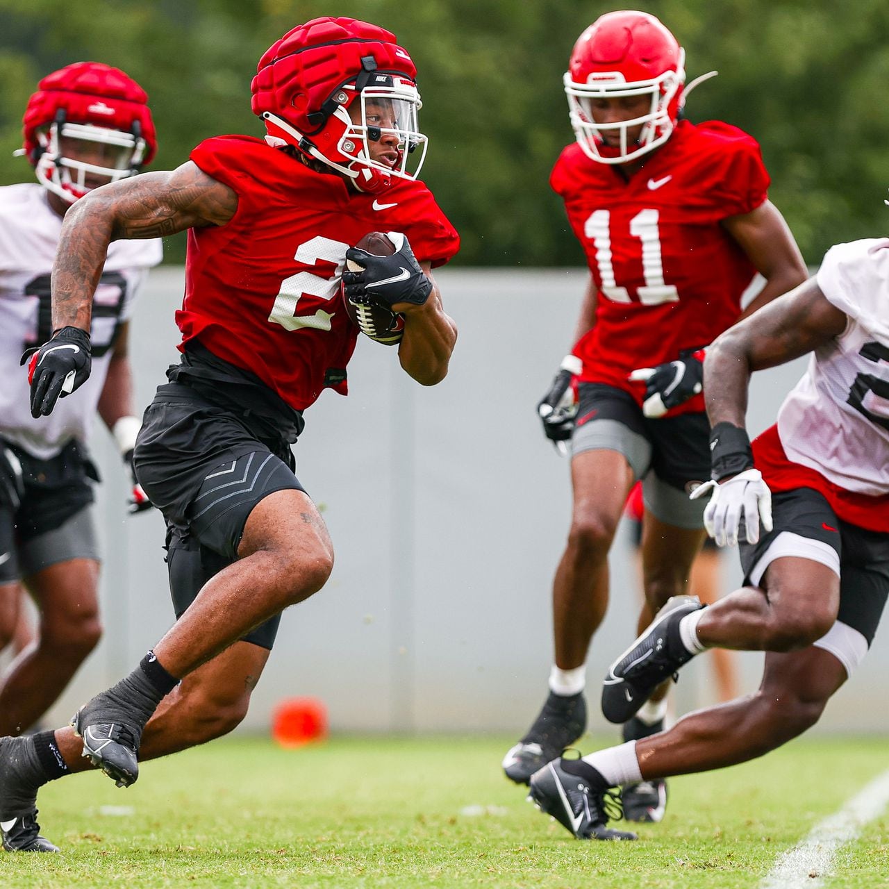 Georgia star Jalen Carter still slowed by ankle, questionable for