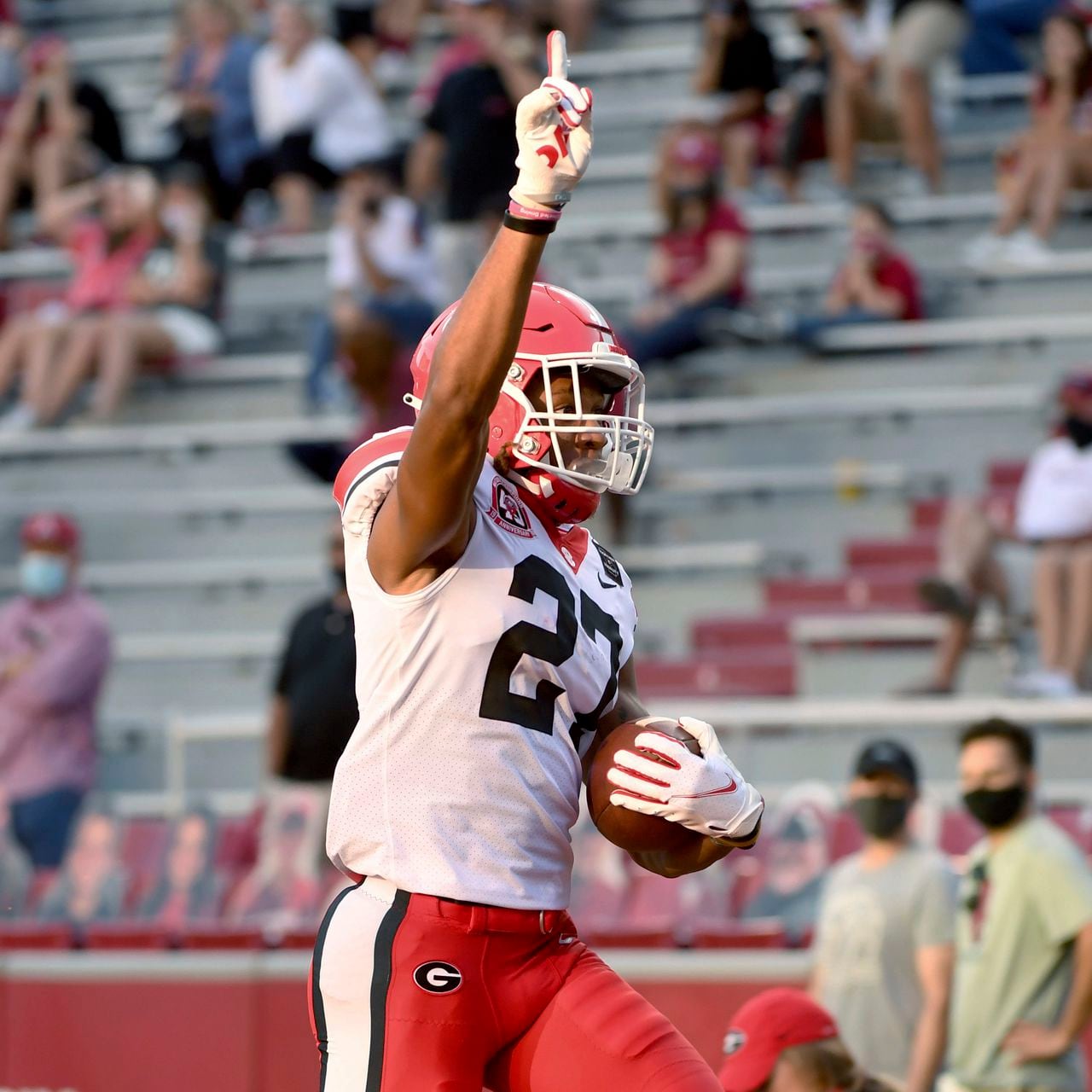 WATCH: Georgia football's Eric Stokes runs blazing sub-4.3 time in 40