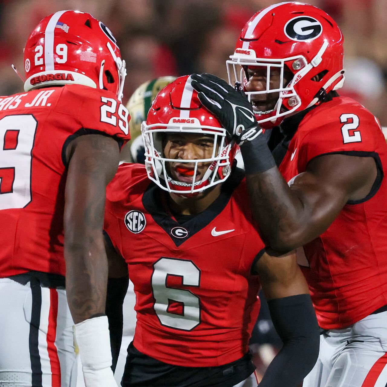 AP Poll Top 25 rankings for Week 6: No.1 Georgia to face No. 20 Kentucky –  95.5 WSB