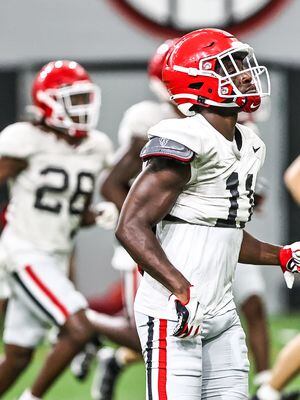 Men Is Georgia Bulldogs Nick Chubb 2021 Peach Bowl White College