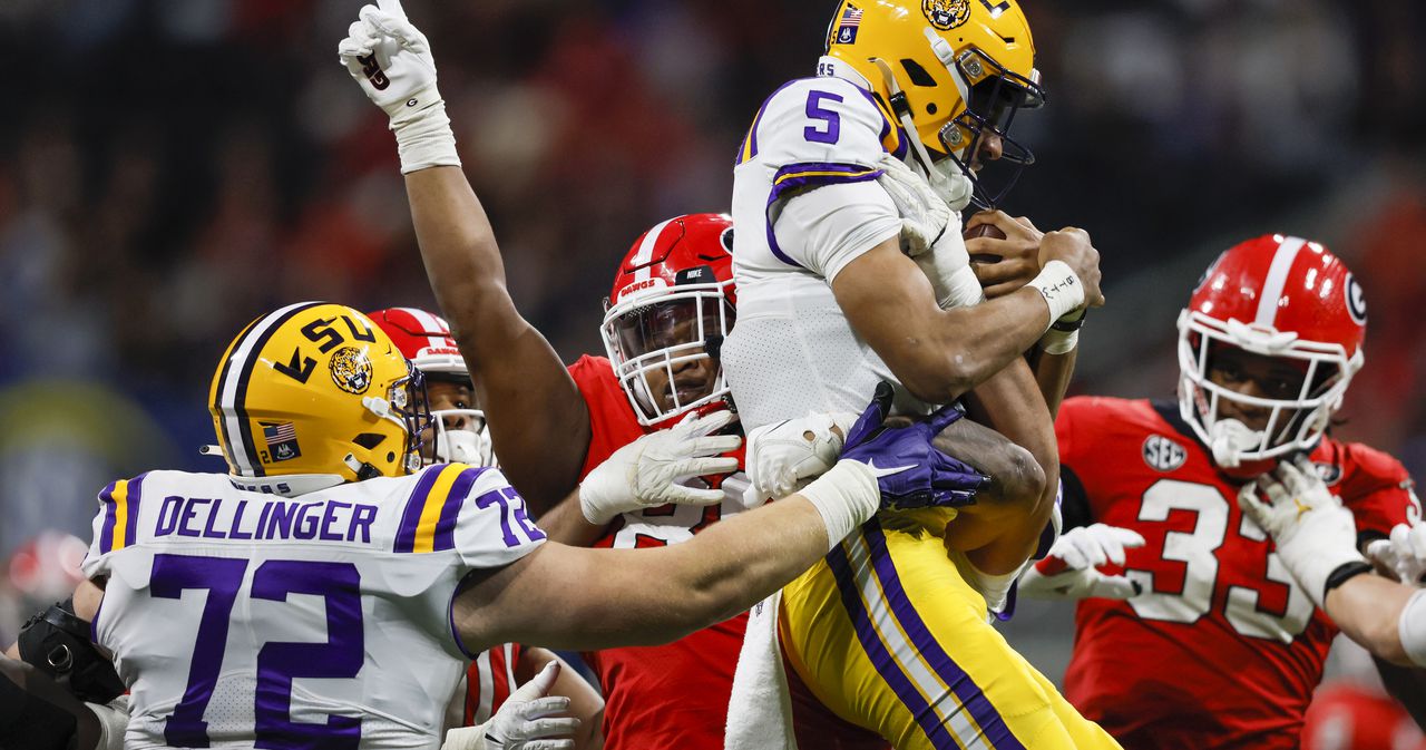 Jalen Carter, Chris Smith named First-Team AP All-Americans for Georgia  football