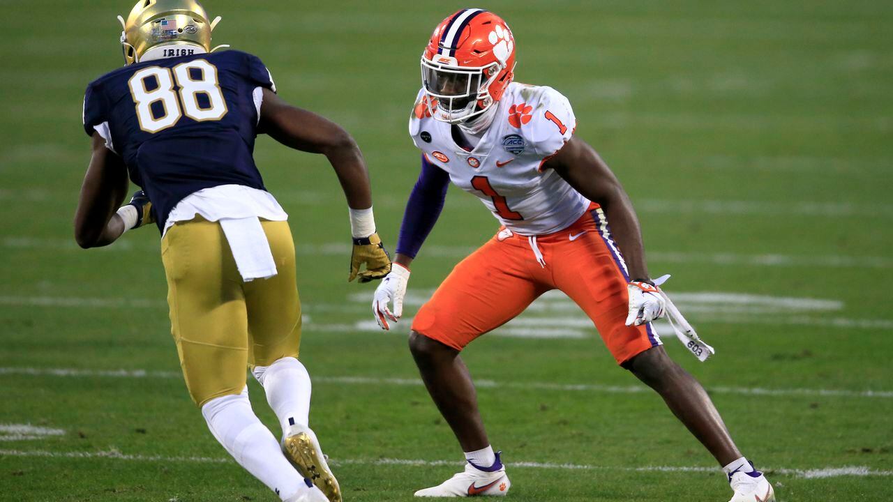 Kendrick reminds Elliott of former Clemson great