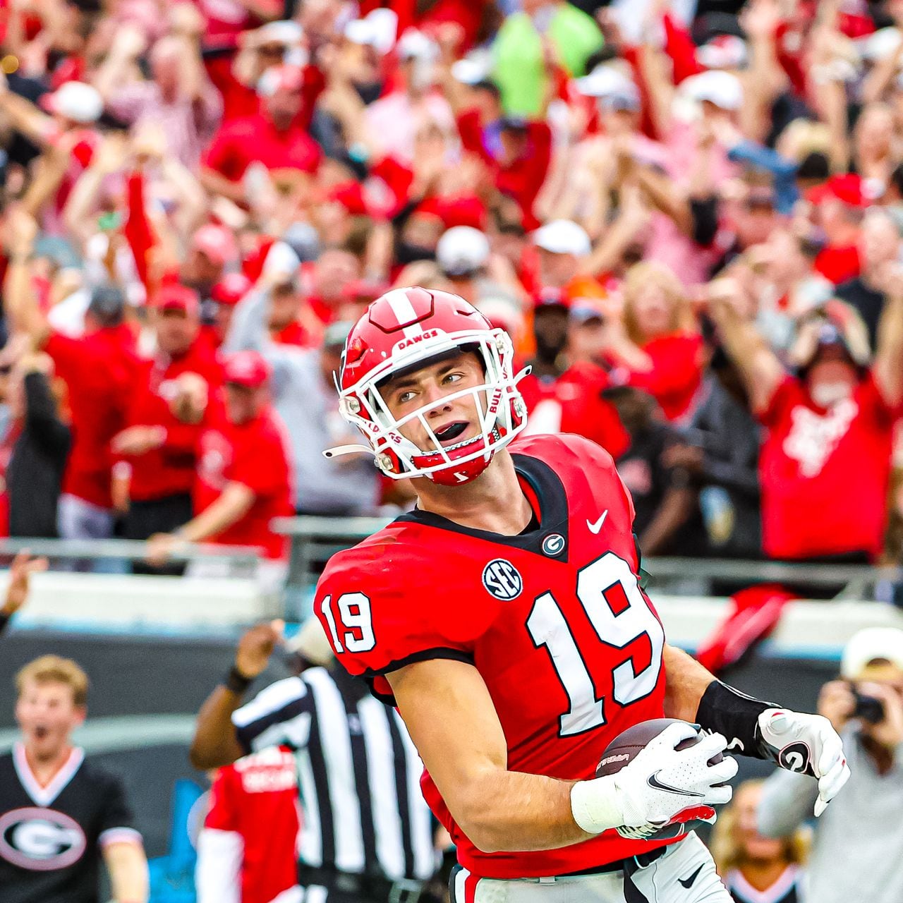 DawgNation on X: Monday's national championship game will be Brock Bowers'  first game in his home state since 2019. So how did the Bulldogs go into  wine country and unearth one of