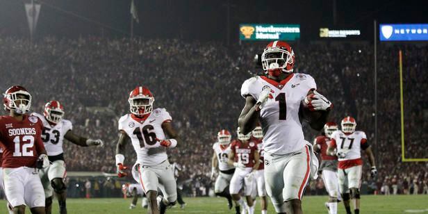 Former Georgia football RBs Thomas Brown & Sony Michel together again